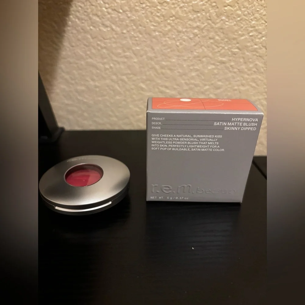 r.e.m beauty beauty blush